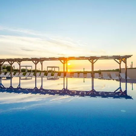 By The Cliffs Apartament Beala